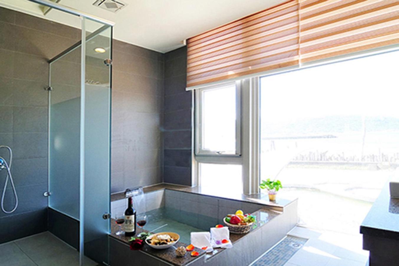 Jinshan Sakura Bay Hot Spring Hotel Kültér fotó