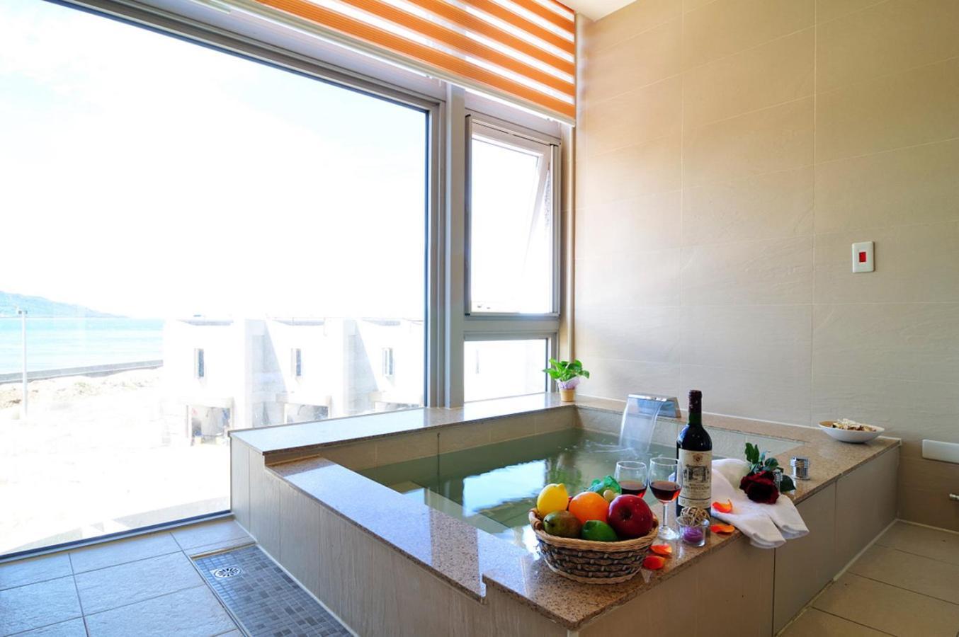 Jinshan Sakura Bay Hot Spring Hotel Kültér fotó